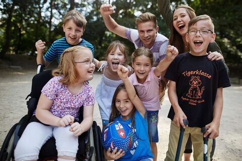 Kinder einer Integrationsklasse (Foto: Lebenshilfe / David Maurer)