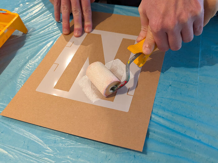 Gruppe 2: Wir gestalten unser Motto als Banner.