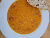 Gruppe 6: Lecker, heute gibt es Rote-Linsen-Kokossuppe.