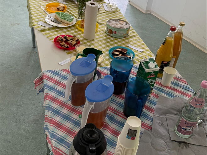 Gruppe 5: LeBiKo-Projekt 24-25 Abschluss-Buffet.